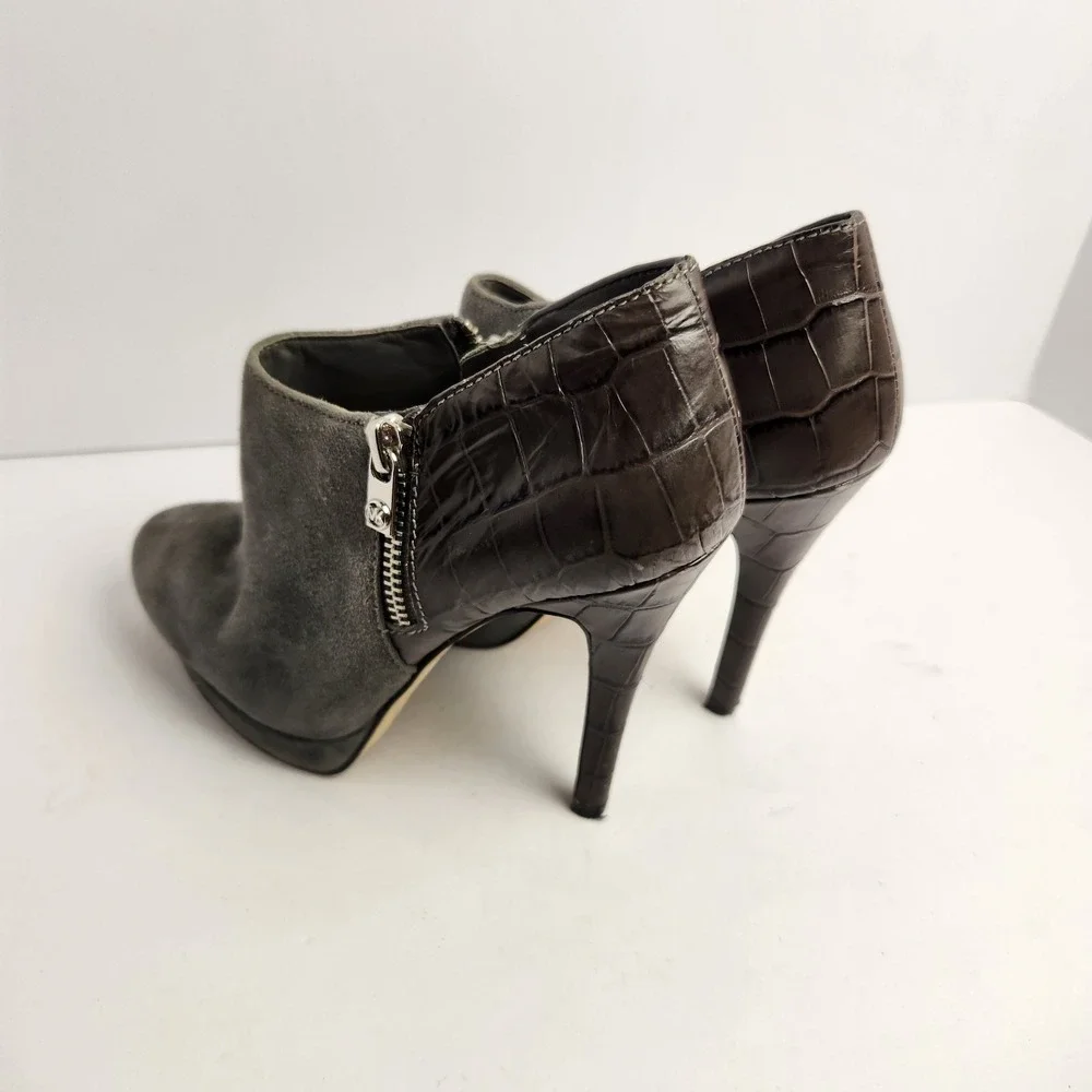 Michael‎ Kors York Women's Platform Side Zip Heeled Bootie Gray Size 6.5